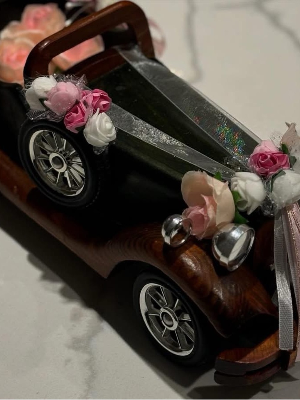 Vintage car home avcent